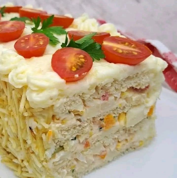 TORTA FRIA DE PALMITO COM PÃO DE FORMA